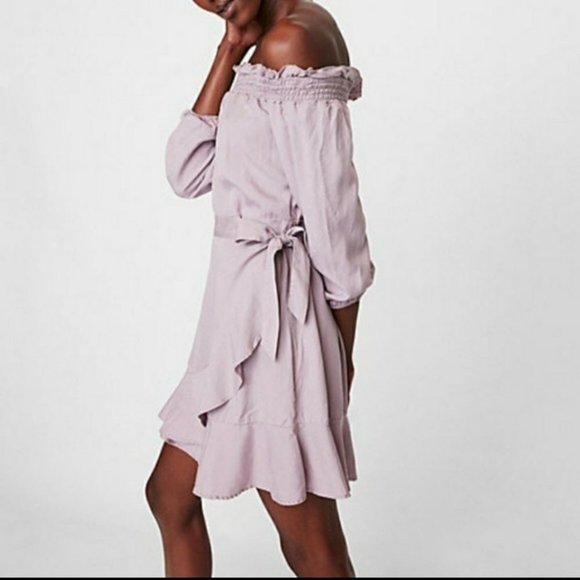 Express off the shoulder wrap dress womens size L. - Picture 3 of 8